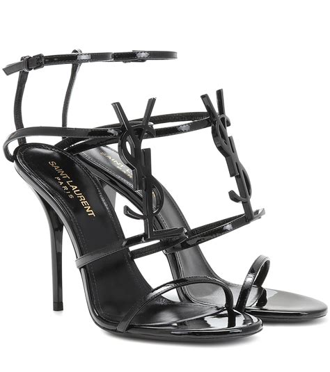 cassandra sandals in patent leather